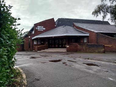 GV of the Beck Theatre in wet weather