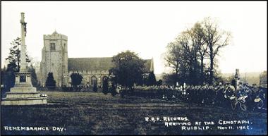 RAF Records arriving at the cenotaph, Ruislip on Remembrance Day, 11 November 1922.